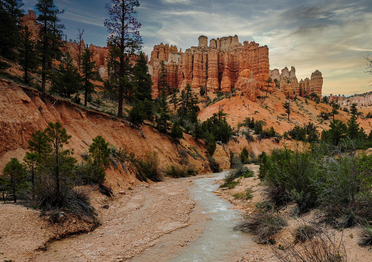 工務店とハウスメーカーのメリットを比較するポイントは？